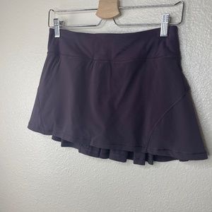 Lululemon Pacesetter skirt ~ Burgundy ~ Size 4